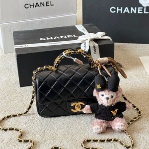 <AUTHENTIC>Chanel Black Quilted Mini Bag with Gold Accents